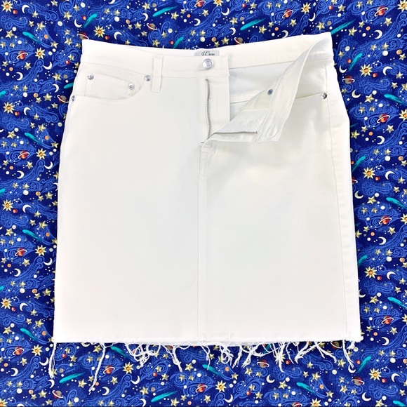 J. Crew Trademark White Jean Skirt, Raw Hem with Fray, Cotton Blend with Stretch - Picture 3 of 9